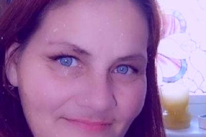 Scarlett, 28, a red grey-eyed european companion based in Tsyrkuny. Offering Erotic Massage, Party Girl, Striptease, CIM. Available for incall and outcall, d...