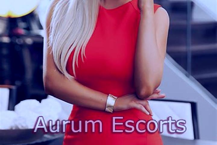 Scarlett, 28, a red grey-eyed mixed companion based in Viacha. Offering A-Level, Striptease, Erotic Massage, Party Girl, Fetish. Available for incall and out...