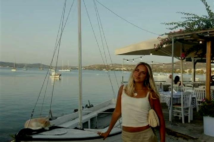 Scarlett, 28 — Escort in Dorothea, Greece