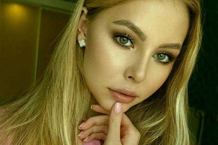 Scarlett, 28 — Escort in Gorna Malina, Bulgaria