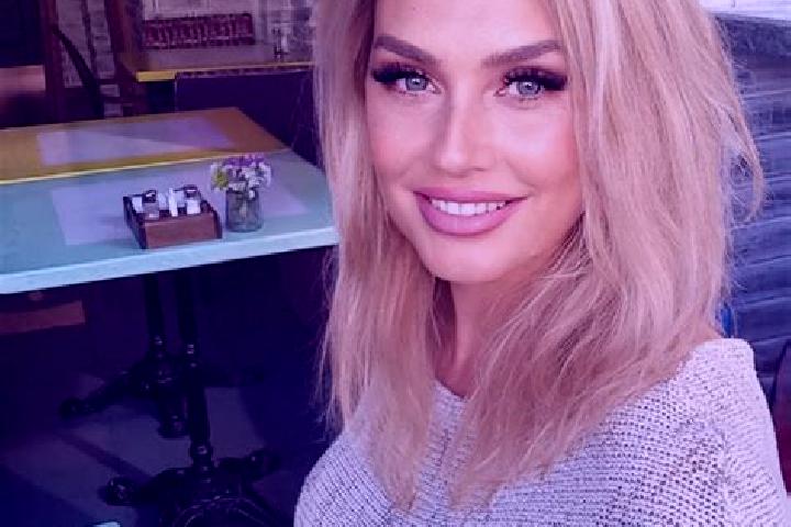 Scarlett, 28 — Escort in Lubny, Ukraine