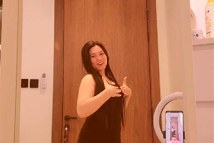 Scarlett, 28 — Escort in Timbang, Indonesia