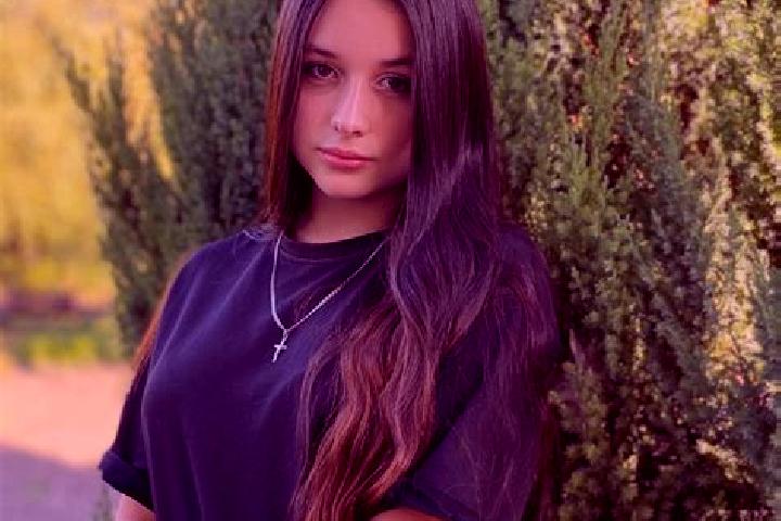 Scarlett, 29 — Escort in Andrushivka, Ukraine