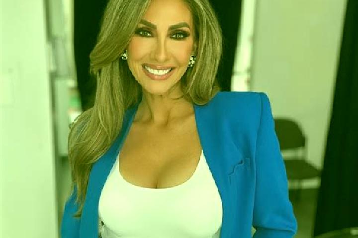 Scarlett, 29 — Escort in Campins, Spain