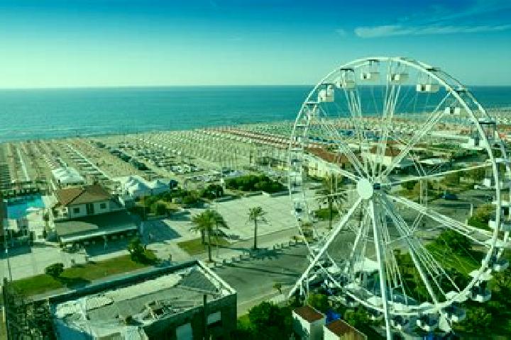 Scarlett, 29 — Escort in Lido di Pomposa-Lido degli Scacchi, Italy