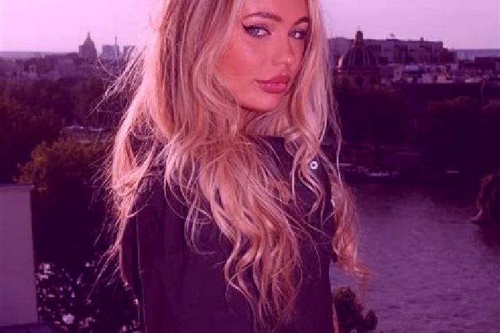 Scarlett, 29 — Escort in Otluoglu, Turkey