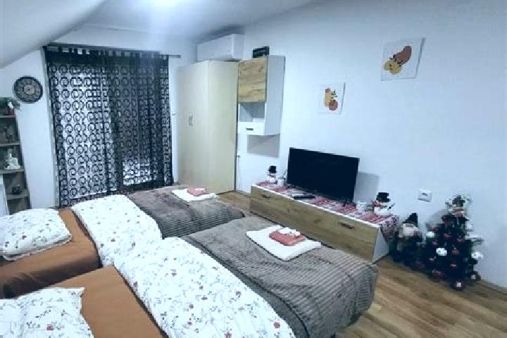 Scarlett, 29 — Escort in Strpce, Kosovo