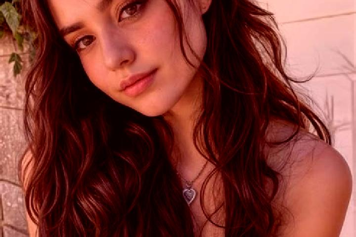 Scarlett, 30, a auburn amber-eyed middle eastern companion based in Dykhtynets. Offering Domination, Massage, A-Level. Available for incall and outcall, day ...