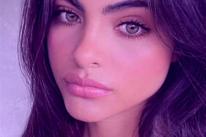 Scarlett, 30, a black dark-eyed indian companion based in Mwanza. Offering Striptease, Couples, Prostate Massage. Available for incall and outcall, overnight...
