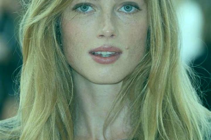 Scarlett, 30, a blonde dark-eyed mixed companion based in Paralio Astros. Offering Dinner Date, Party Girl, Girlfriend Experience, Deep French Kissing. Avail...