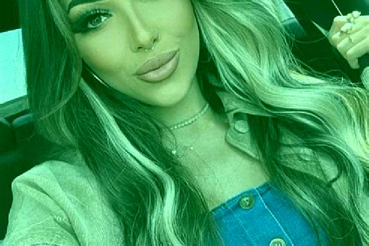 Scarlett, 30, a dark blonde brown-eyed european companion based in Teopancingo. Offering A-Level, Tantra, Deep French Kissing. Available for incall and outca...