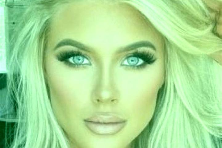 Scarlett, 30, a platinum blonde amber-eyed mixed companion based in Chicora. Offering Roleplay, A-Level, GFE, Striptease, Massage. Available for incall and o...