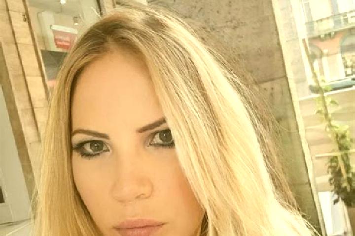 Scarlett, 30 — Escort in Magjate, Albania