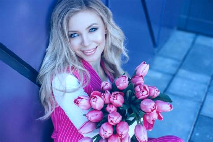 Scarlett, 30 — Escort in Rakove, Ukraine