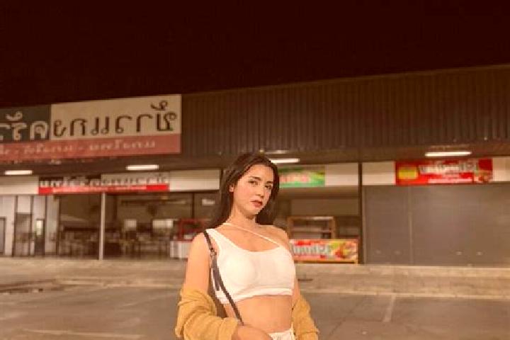 Scarlett, 30 — Escort in Wang Noi, Thailand