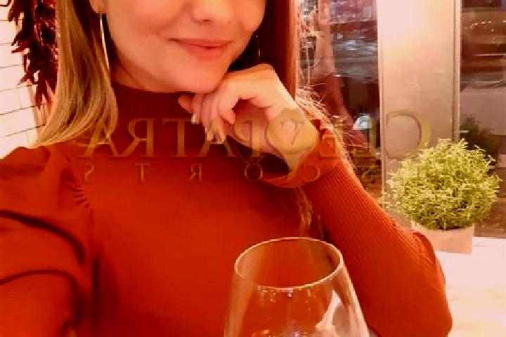 Scarlett, 31, a blonde amber-eyed caucasian companion based in Renwick. Offering GFE, Striptease, Dinner Date, 69. Available for incall and outcall, overnigh...