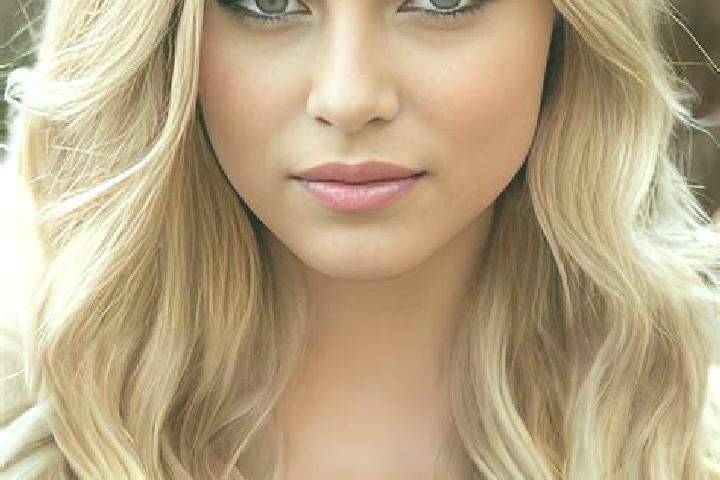 Scarlett, 31, a blonde amber-eyed slavic companion based in Majikavo Koropa. Offering Roleplay, Party Girl, Deep French Kissing, A-Level, 69. Available for i...
