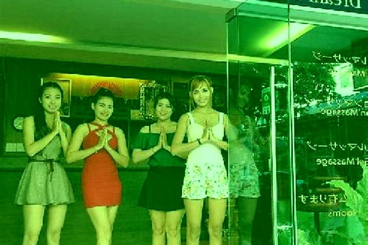 Scarlett, 31, a blonde dark-eyed asian companion based in Santa Margherita d Adige. Offering Striptease, Erotic Massage, Massage, Domination. Available for i...