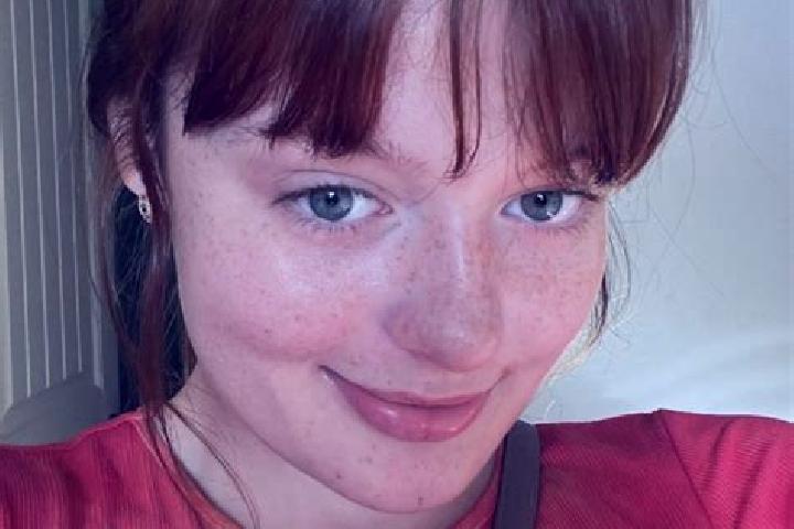Scarlett, 31, a red brown-eyed mixed companion based in Krahenberg. Offering Tantra, Roleplay, Striptease. Available for incall and outcall, day and evening ...