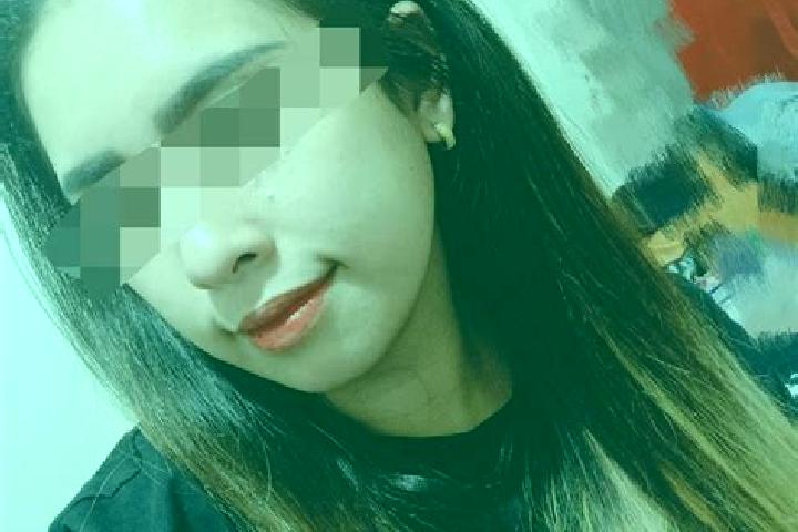 Scarlett, 31, a red dark-eyed asian companion based in Karang Lor. Offering Duos, GFE, Girlfriend Experience, Tantra. Available for incall and outcall, overn...