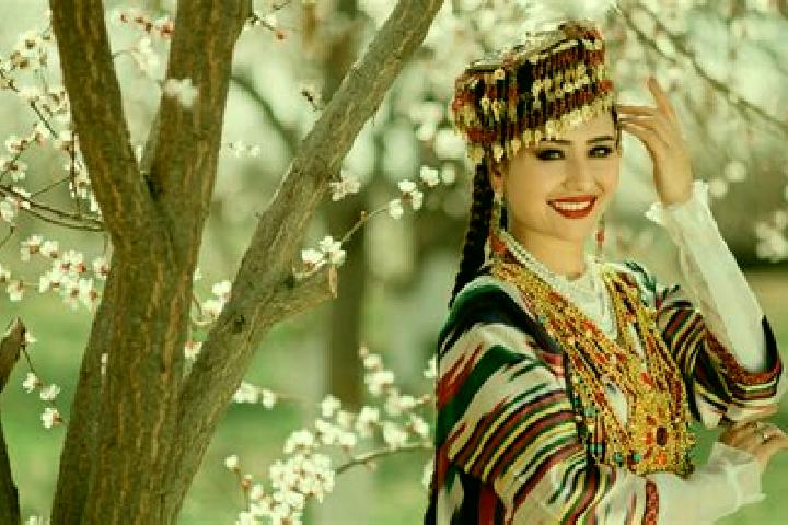 Scarlett, 31 — Escort in Hazorasp, Uzbekistan