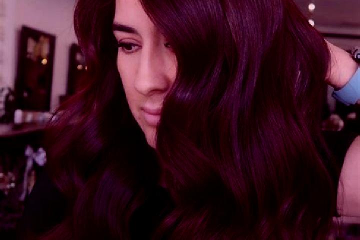 Scarlett, 32, a auburn dark-eyed european companion based in Bagaran. Offering Fetish, Domination, Travel Companion. Available for incall and outcall, overni...