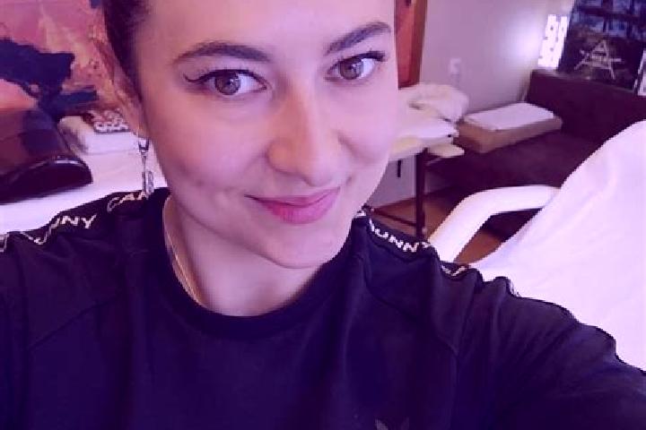 Scarlett, 32, a black grey-eyed mediterranean companion based in Brunehamel. Offering Deep French Kissing, Tantra, Fetish, Massage. Available for incall and ...