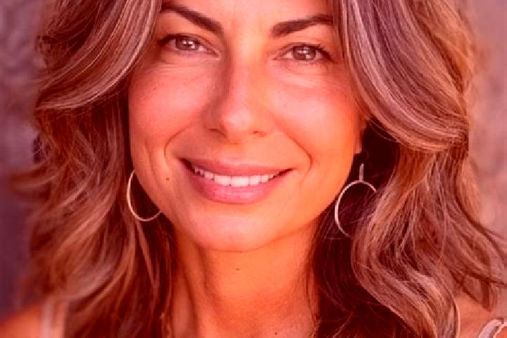 Scarlett, 32, a brunette grey-eyed latina companion based in Novokiyevskiy Uval. Offering 69, Party Girl, Prostate Massage, Overnight. Available for incall a...