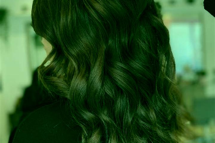 Scarlett, 32, a chestnut brown-eyed middle eastern companion based in Dolod. Offering Party Girl, BDSM, Erotic Massage. Available for incall and outcall, day...