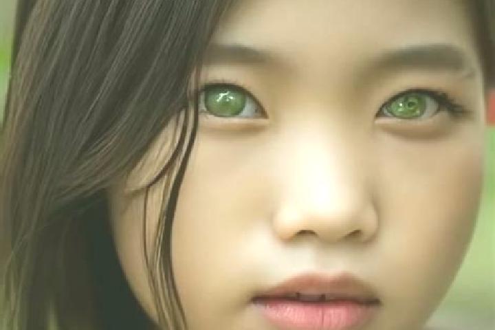 Scarlett, 32, a chestnut green-eyed asian companion based in Taku. Offering 69, Tantra, GFE, Fetish. Available for incall and outcall, overnight bookings ava...