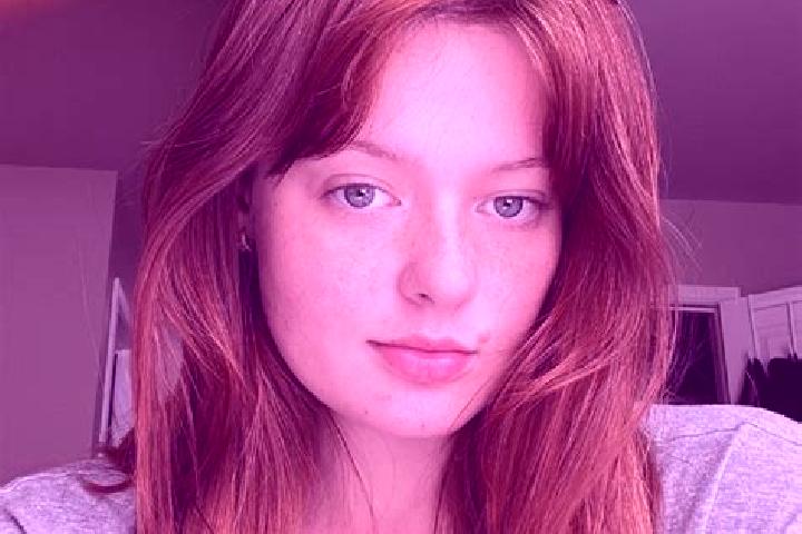 Scarlett, 32, a red grey-eyed ebony companion based in Chodouny. Offering OWO, CIM, Fetish. Available for incall and outcall, overnight bookings available.