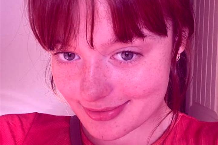 Scarlett, 32, a red grey-eyed european companion based in Labarthe-Inard. Offering Prostate Massage, Duos, Travel Companion. Available for incall and outcall...