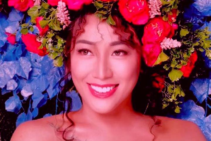 Scarlett, 32 — Escort in Bilar, Philippines