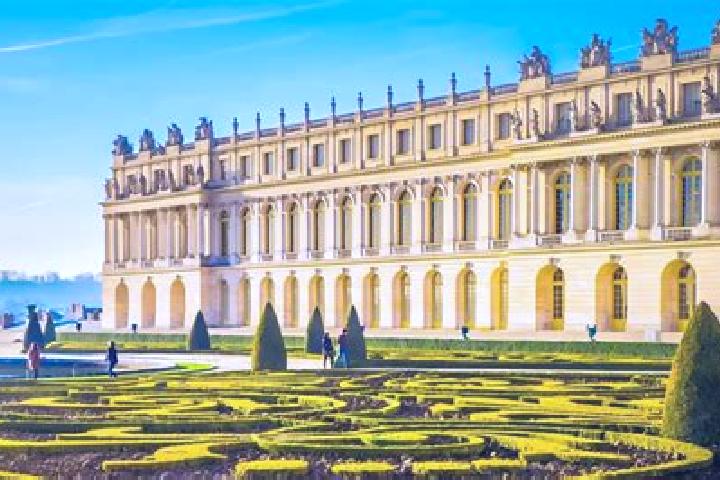 Scarlett, 32 — Escort in Bonnœuvre, France