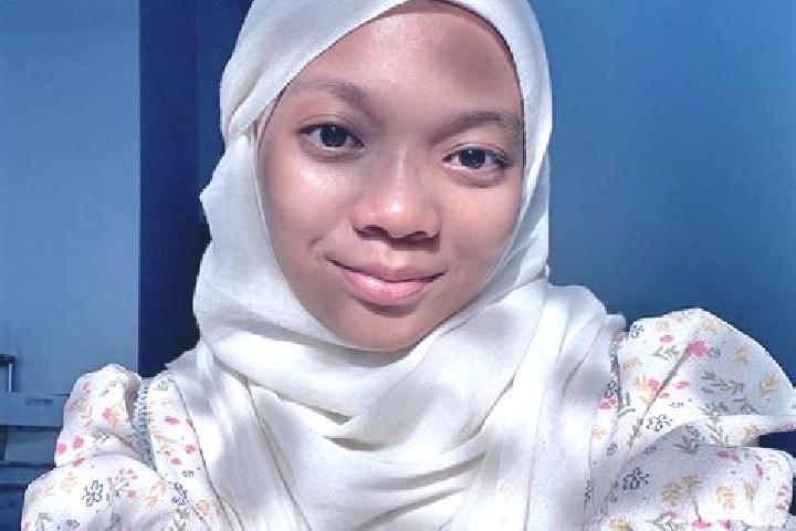 Scarlett, 32 — Escort in Lepak, Indonesia