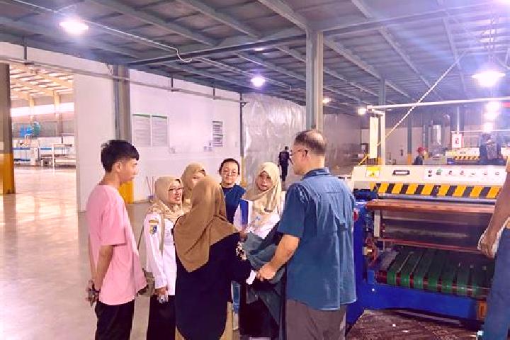 Scarlett, 32 — Escort in Pasirangin Satu, Indonesia