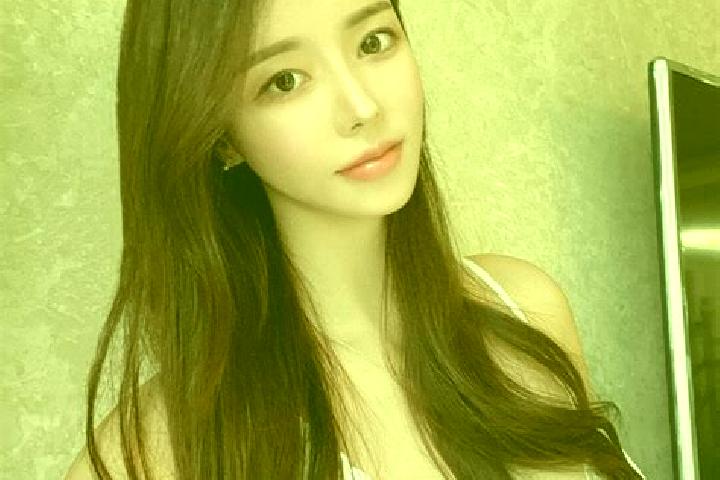Scarlett, 32 — Escort in Xinmian, China