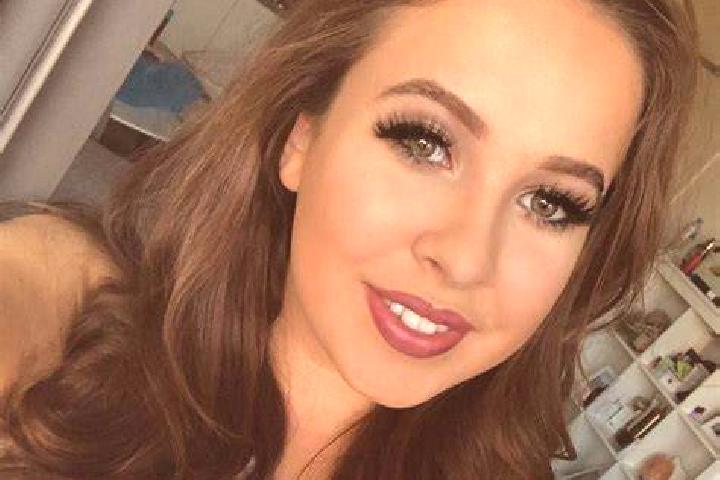 Scarlett, 33, a auburn amber-eyed middle eastern companion based in Bang Pa-in. Offering GFE, Couples, Fetish. Available for incall and outcall, overnight bo...