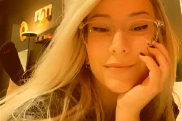 Scarlett, 33, a blonde amber-eyed middle eastern companion based in Limoeiro do Ajuru. Offering Tantra, Domination, Overnight, 69, Deep French Kissing. Avail...