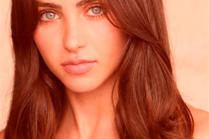 Scarlett, 33, a blonde brown-eyed latina companion based in Egtved. Offering A-Level, OWO, Dinner Date. Available for incall and outcall, day and evening dates.
