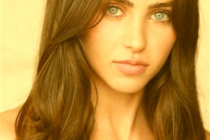 Scarlett, 33, a brunette blue-eyed slavic companion based in Rambatan. Offering Fetish, Overnight, Couples, BDSM. Available for incall and outcall, day and e...