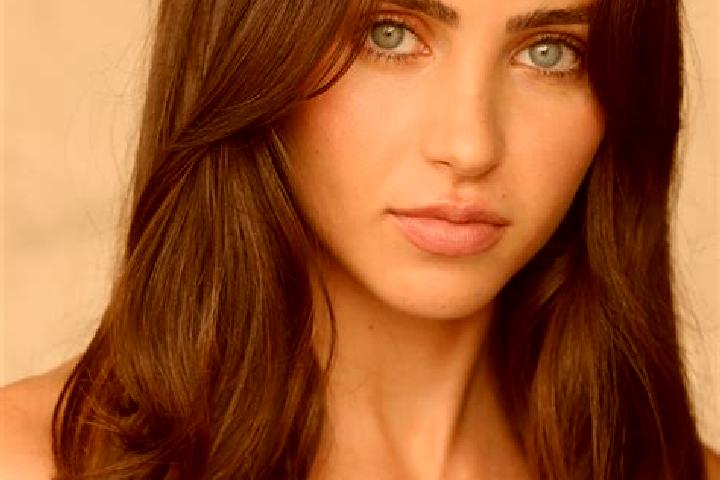 Scarlett, 33, a brunette grey-eyed middle eastern companion based in Roccafiorita. Offering Roleplay, Deep French Kissing, 69, A-Level. Available for incall ...