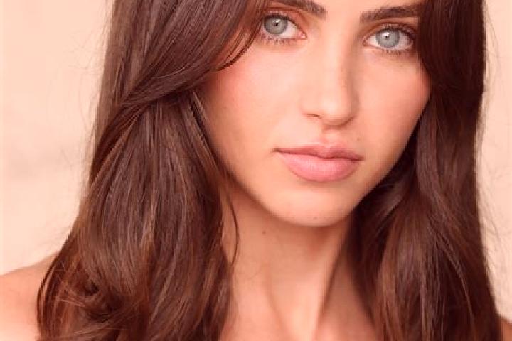 Scarlett, 33, a red brown-eyed mediterranean companion based in Serramazzoni. Offering Duos, GFE, BDSM, Fetish. Available for incall and outcall, day and eve...
