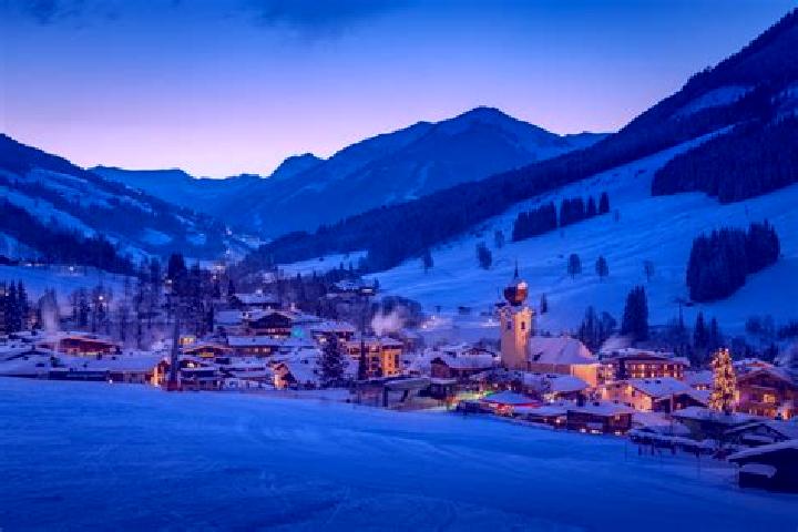 Scarlett, 33 — Escort in Esternberg, Austria