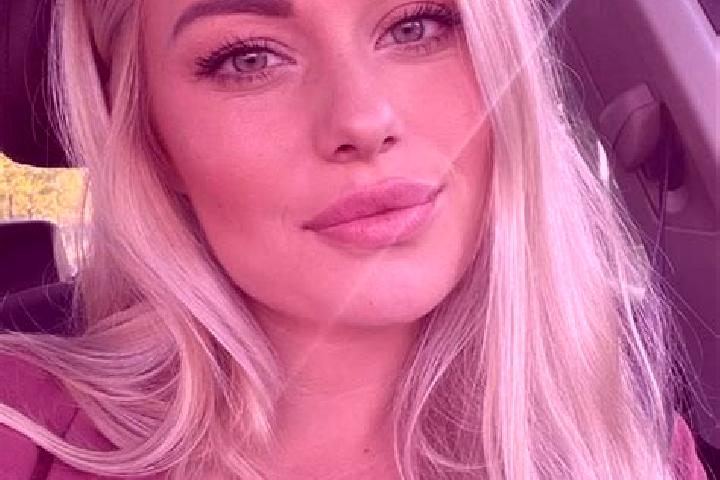 Scarlett, 34, a blonde hazel-eyed caribbean companion based in Geldern. Offering A-Level, Fetish, Deep French Kissing, GFE. Available for incall and outcall,...