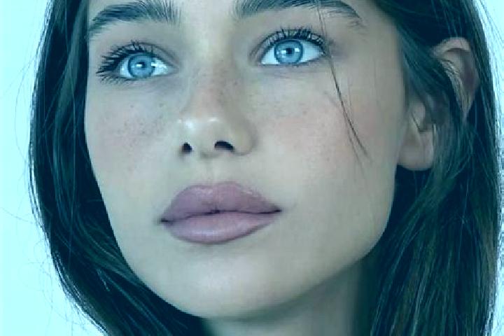 Scarlett, 34, a brunette blue-eyed caribbean companion based in Creuzier-le-Neuf. Offering Fetish, Travel Companion, OWO. Available for incall and outcall, o...