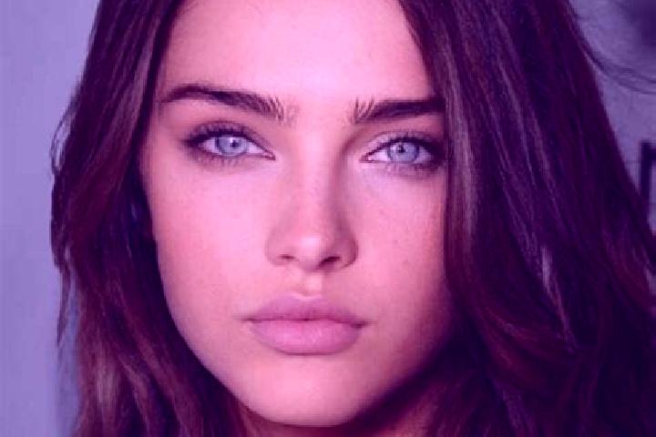 Scarlett, 34, a brunette blue-eyed middle eastern companion based in Cresco. Offering CIM, Duos, Couples. Available for incall and outcall, day and evening d...