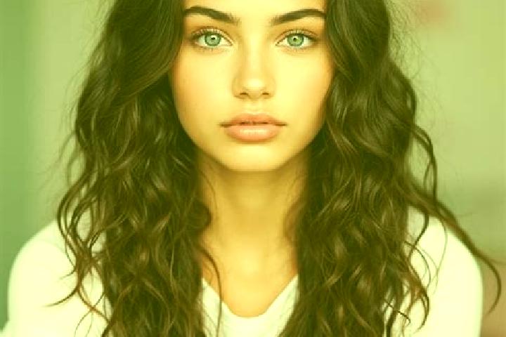 Scarlett, 34, a dark blonde amber-eyed mediterranean companion based in Le Plateau. Offering Girlfriend Experience, 69, Prostate Massage, BDSM. Available for...