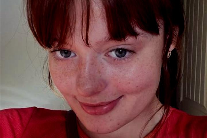 Scarlett, 34, a red grey-eyed indian companion based in Balgstaedt. Offering BDSM, CIM, Deep French Kissing. Available for incall and outcall, overnight book...