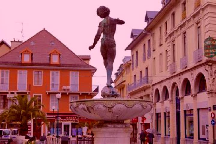 Scarlett, 34 — Escort in Aix-les-Bains, France